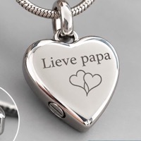 As ketting: hartje met gravure