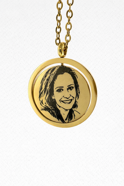 Gouden ketting met foto ontwerp